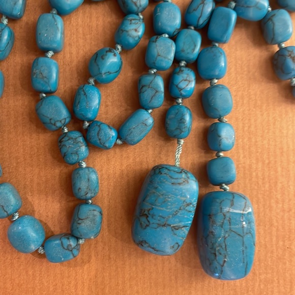 Turquoise beaded strand necklace - Picture 2 of 3